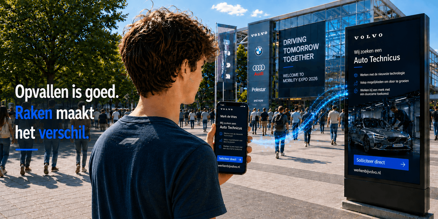 DOOH-billboard in stadsplein met meerdere werkgevers